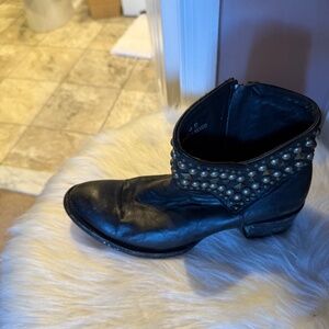 Old Gringo studded boots